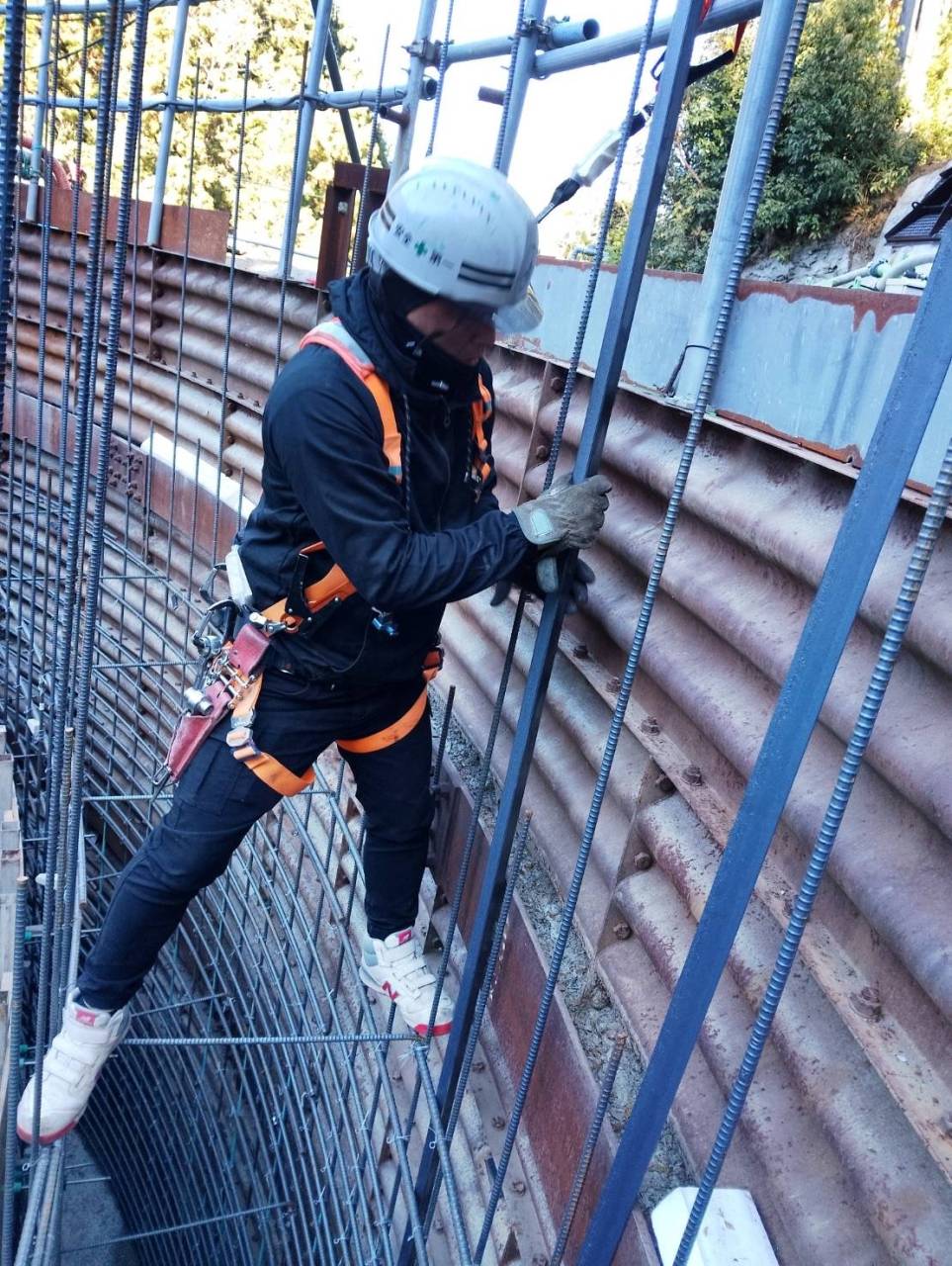 愛知県新城市のT施設にて鍛冶工事を行っている愛知県豊川市の山真工業です！